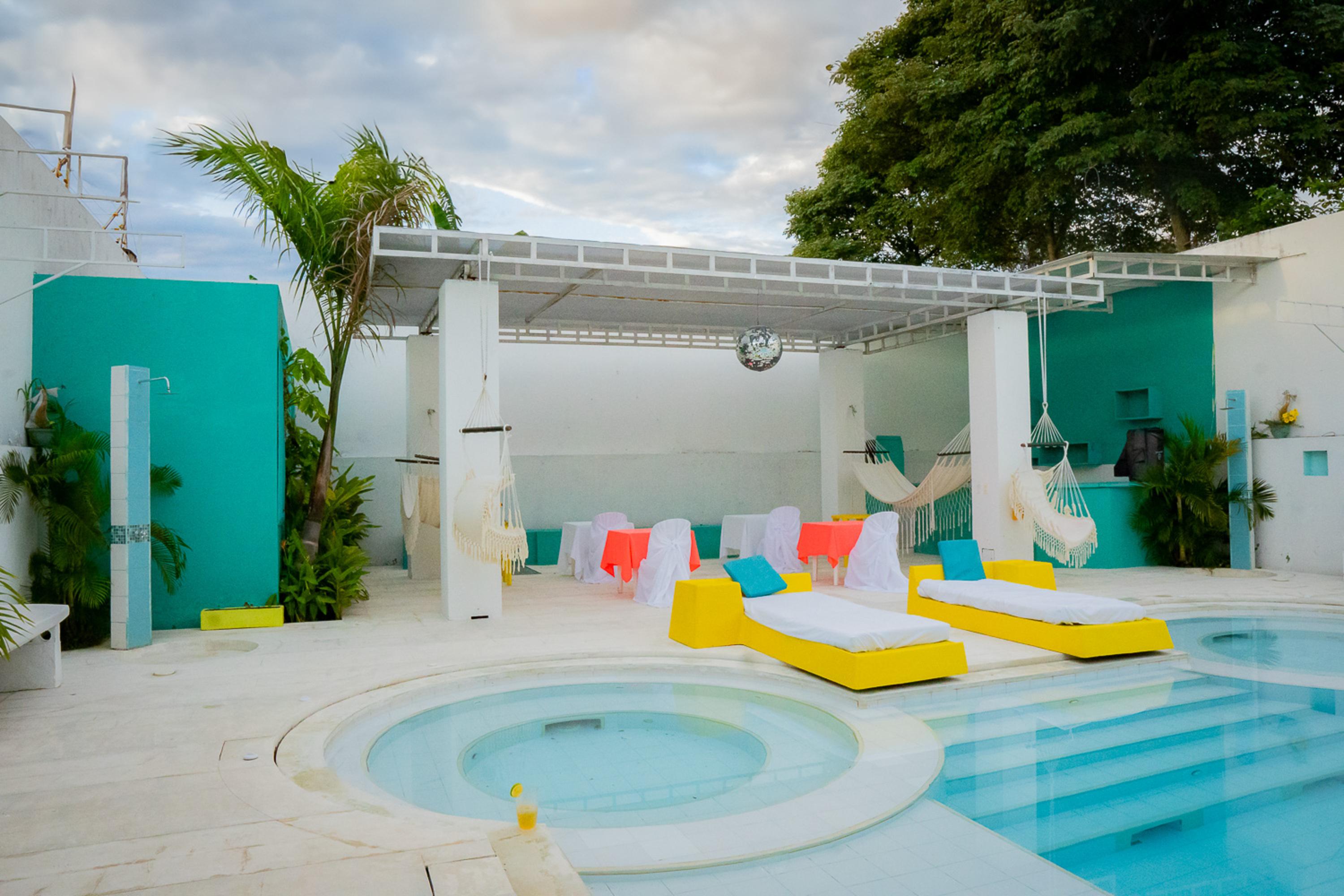 Vista Piscina Hotel Puerta del Angel