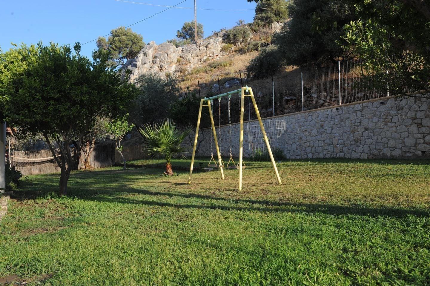 Instalaciones Recreativas Golden View Studios