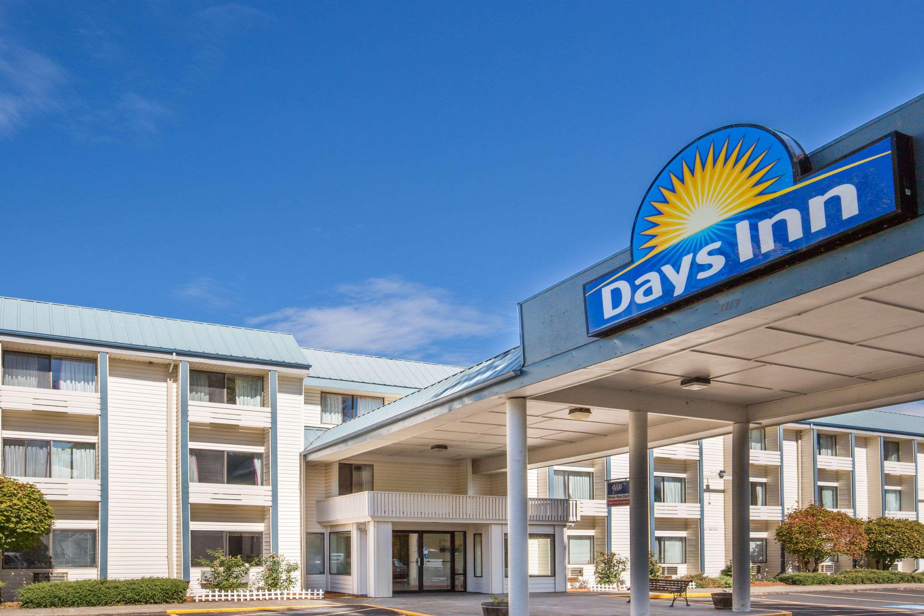 Vista Exterior Days Inn by Wyndham Corvallis