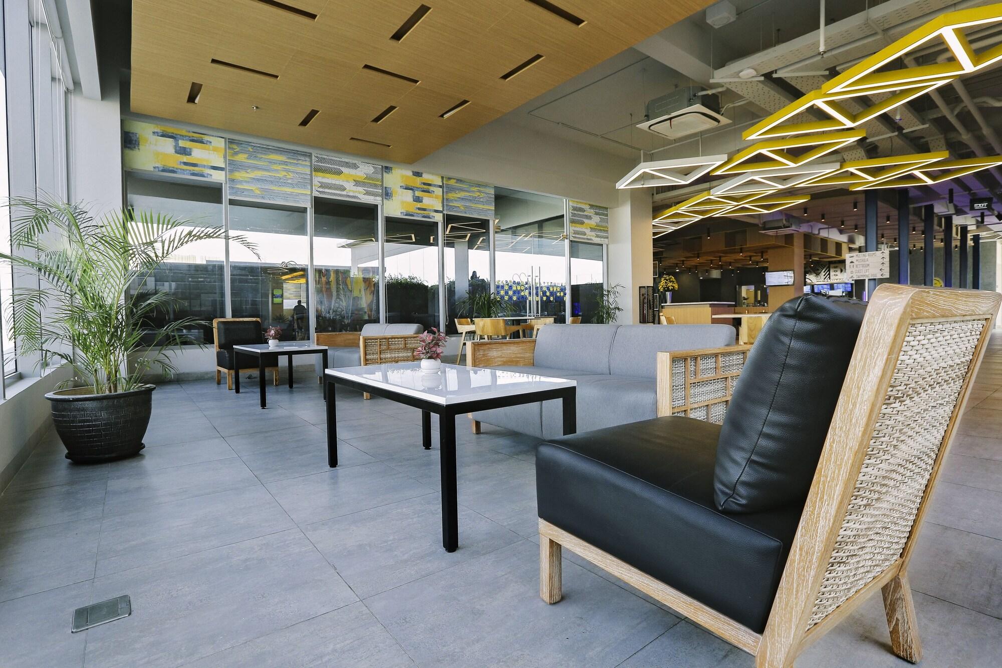 Instalaciones Recreativas YELLO Hotel Paskal Bandung