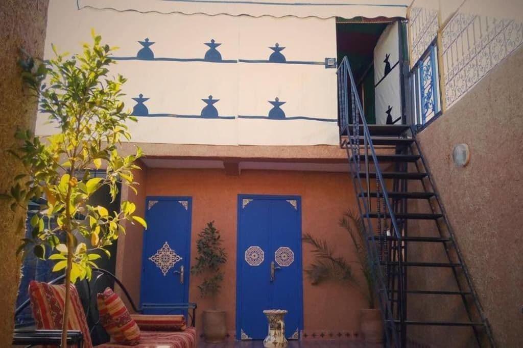 Varios Be nomad Hostel