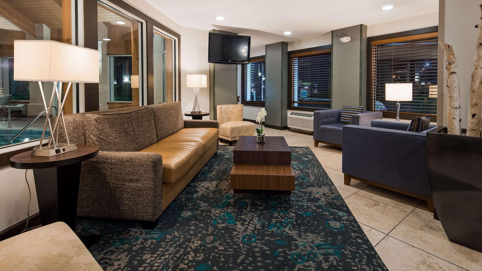 Vista Lobby Best Western Toledo South Maumee