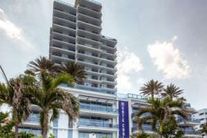 Alojamiento - Churchill Suites Monte Carlo Miami Beach