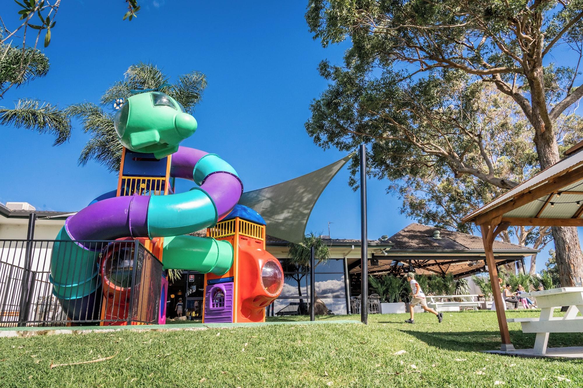 Instalaciones Recreativas Lakeview Hotel Motel