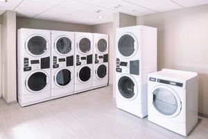 Alojamiento - Staybridge Suites Montgomery - Downtown by IHG