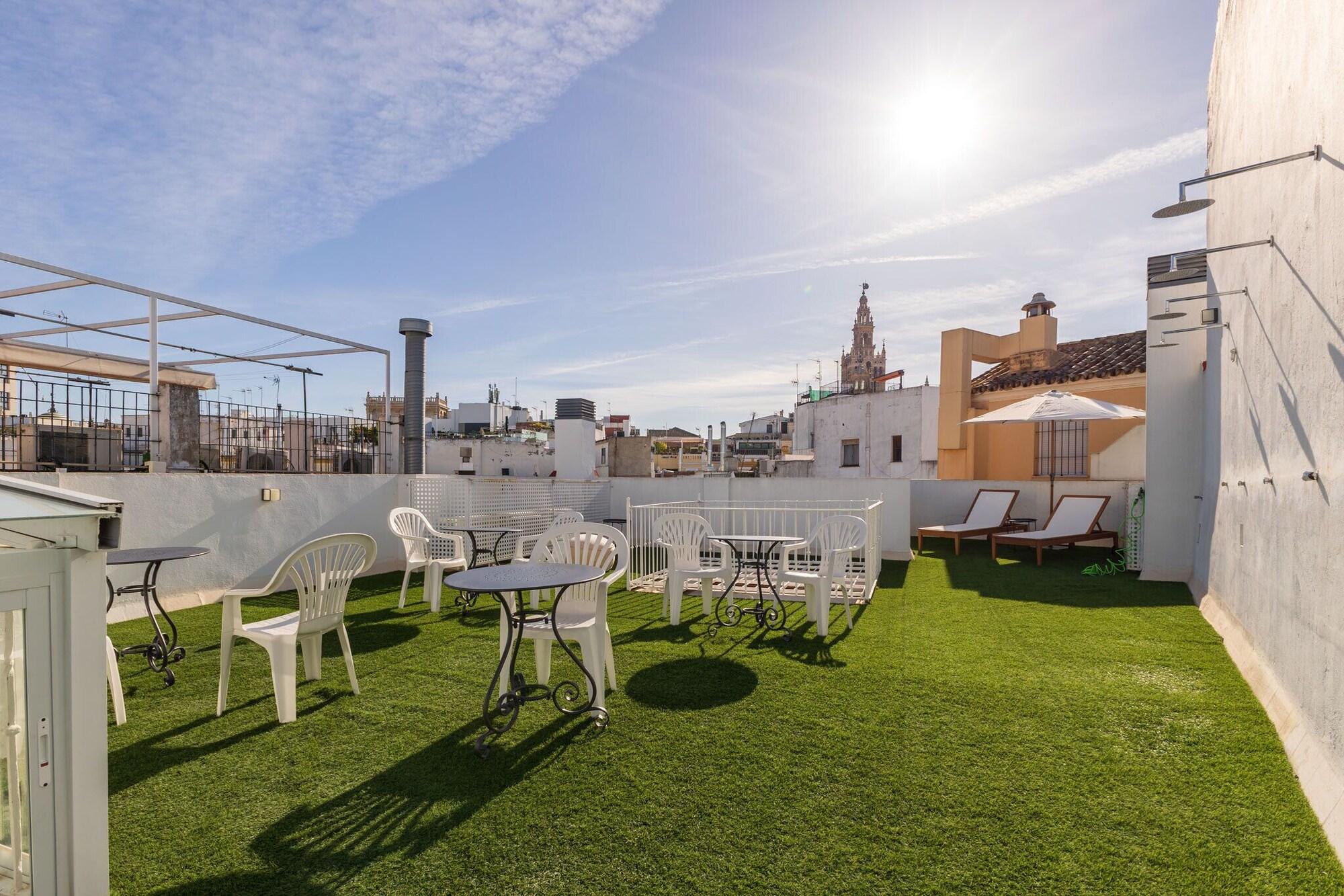 Varios Harinas Central Apartments by Valcambre