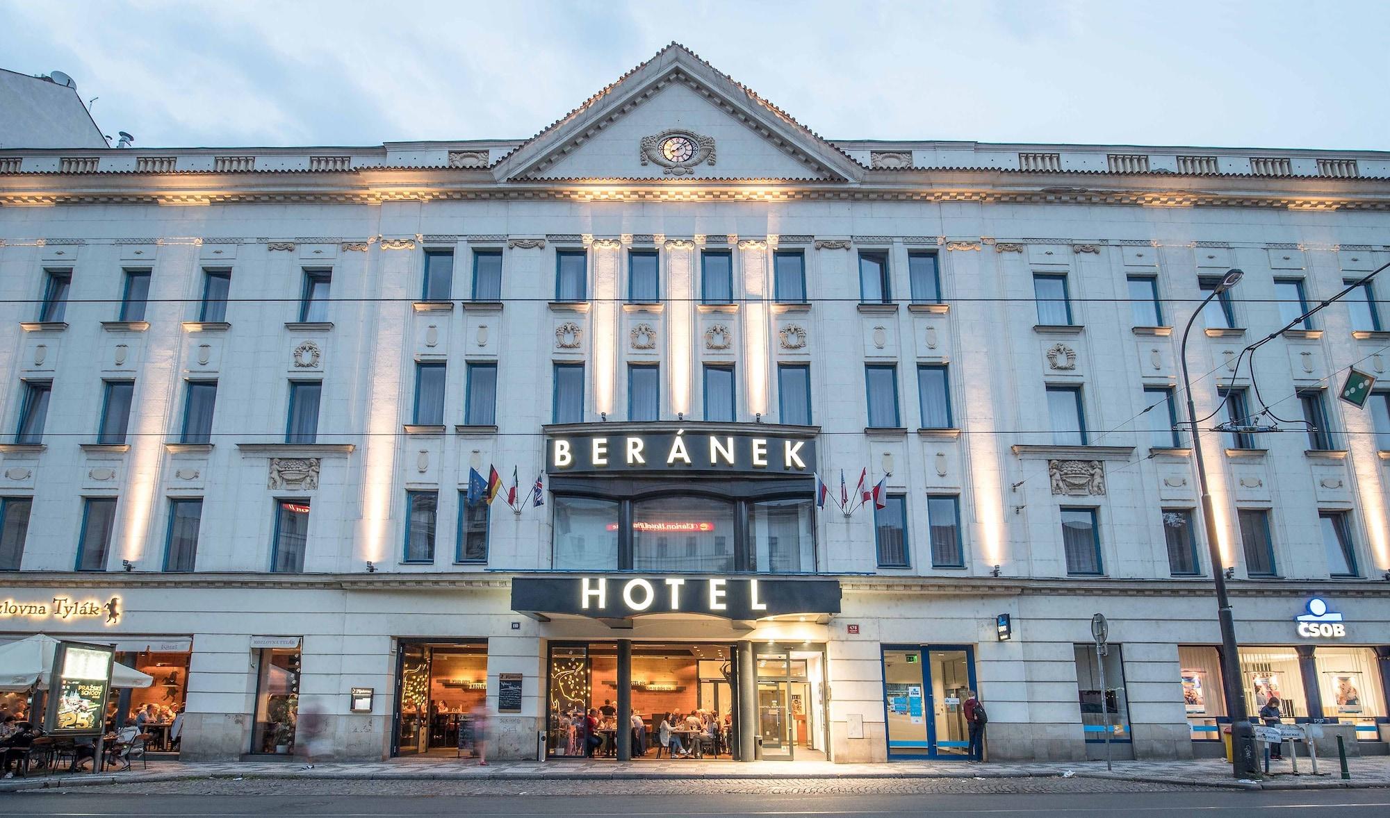 Varios Hotel Beranek Prague
