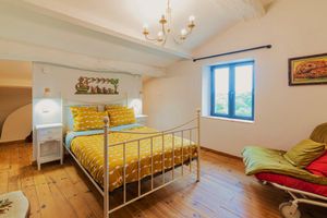 Alquiler Vacacional - Cottage in a stone farmhouse in the heart of a vineyard estate in Pic Saint-Loup