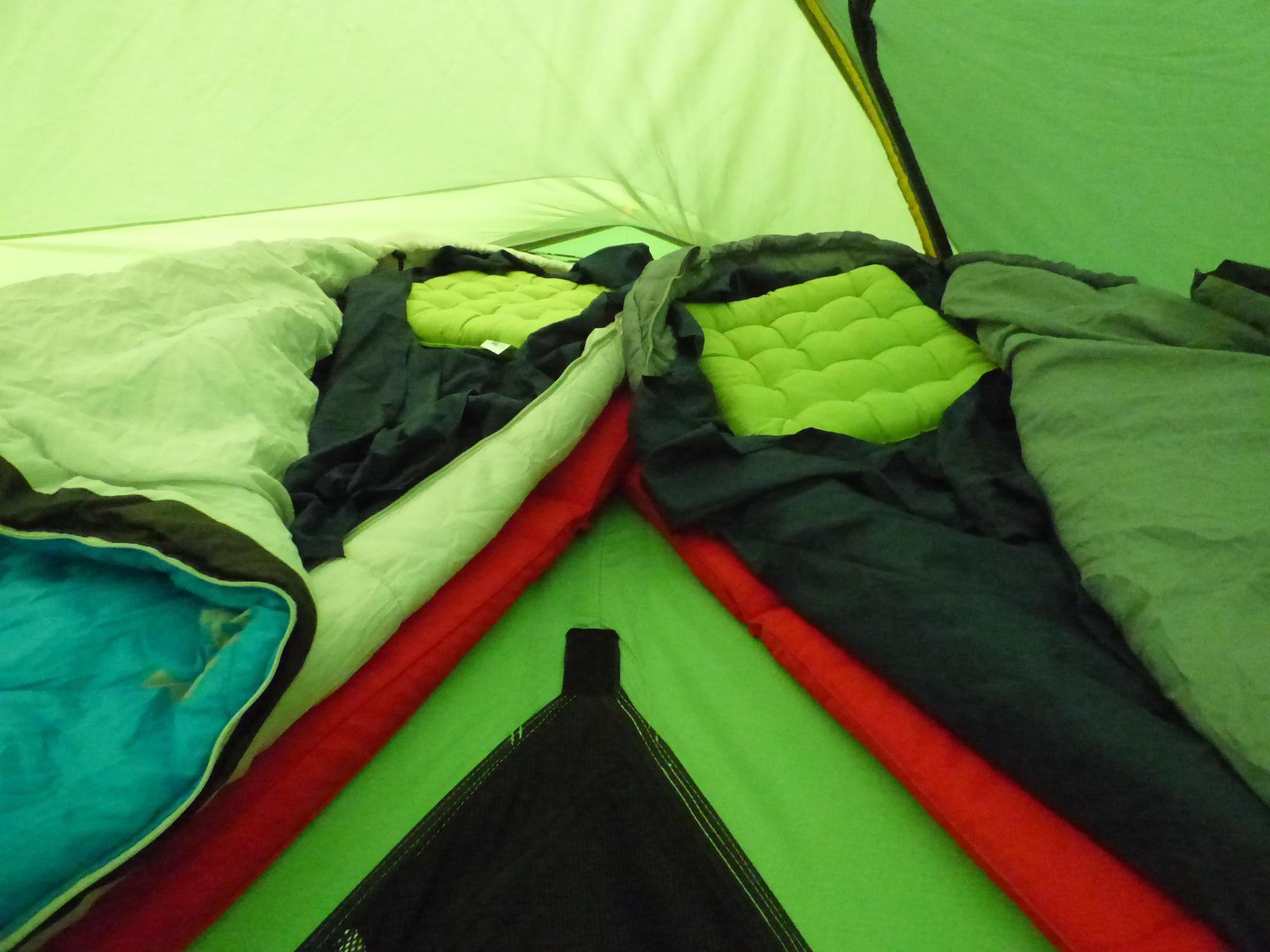 Habitación dtente sky lodge