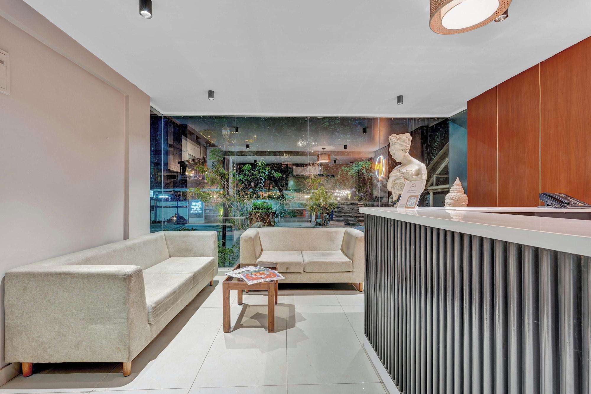 Vista Lobby UPAR Hotels Indiranagar