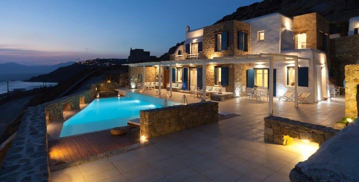 Varios 180 ° View PRIVATE Pool Villa Choulakia to enjoy SUN kissing SEA
