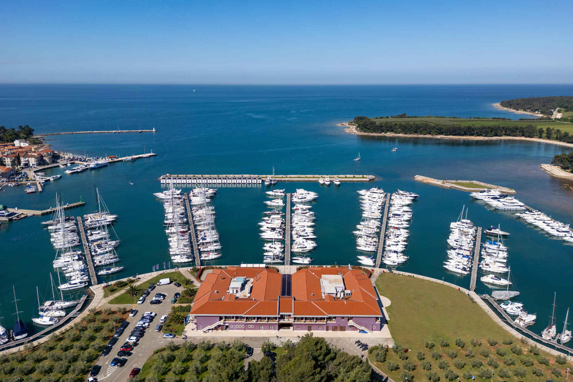 Vista Exterior Boutique Hotel Nautica, Free parking, Pet friendly
