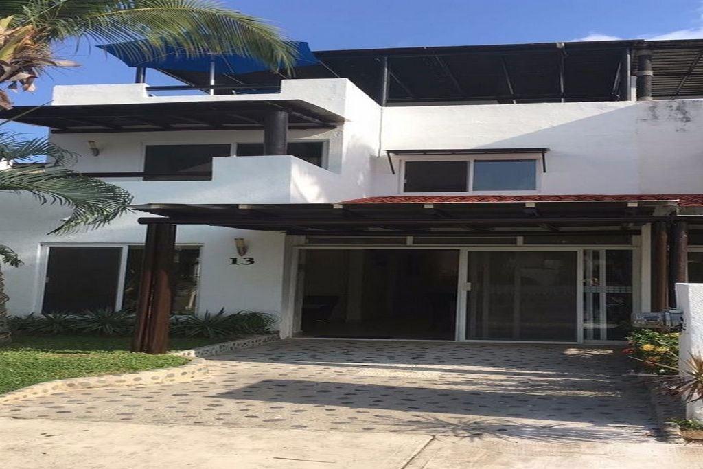 Vista Exterior Villa Terrasol