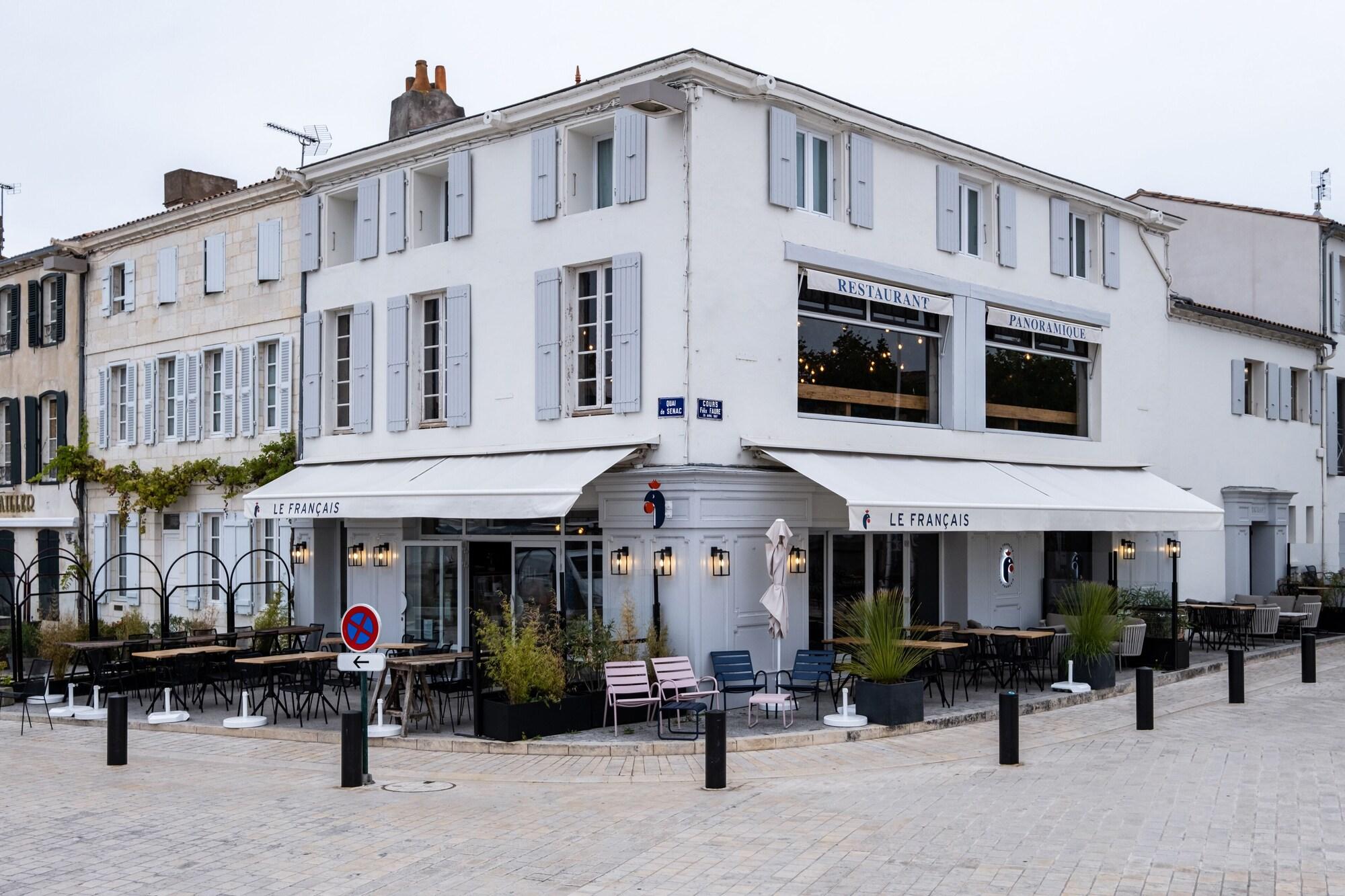 Varios Hôtel Le Français