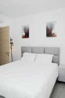 Alquiler Vacacional - Charming 3-bedroom building with AC, WiFi in serene Jerusalem