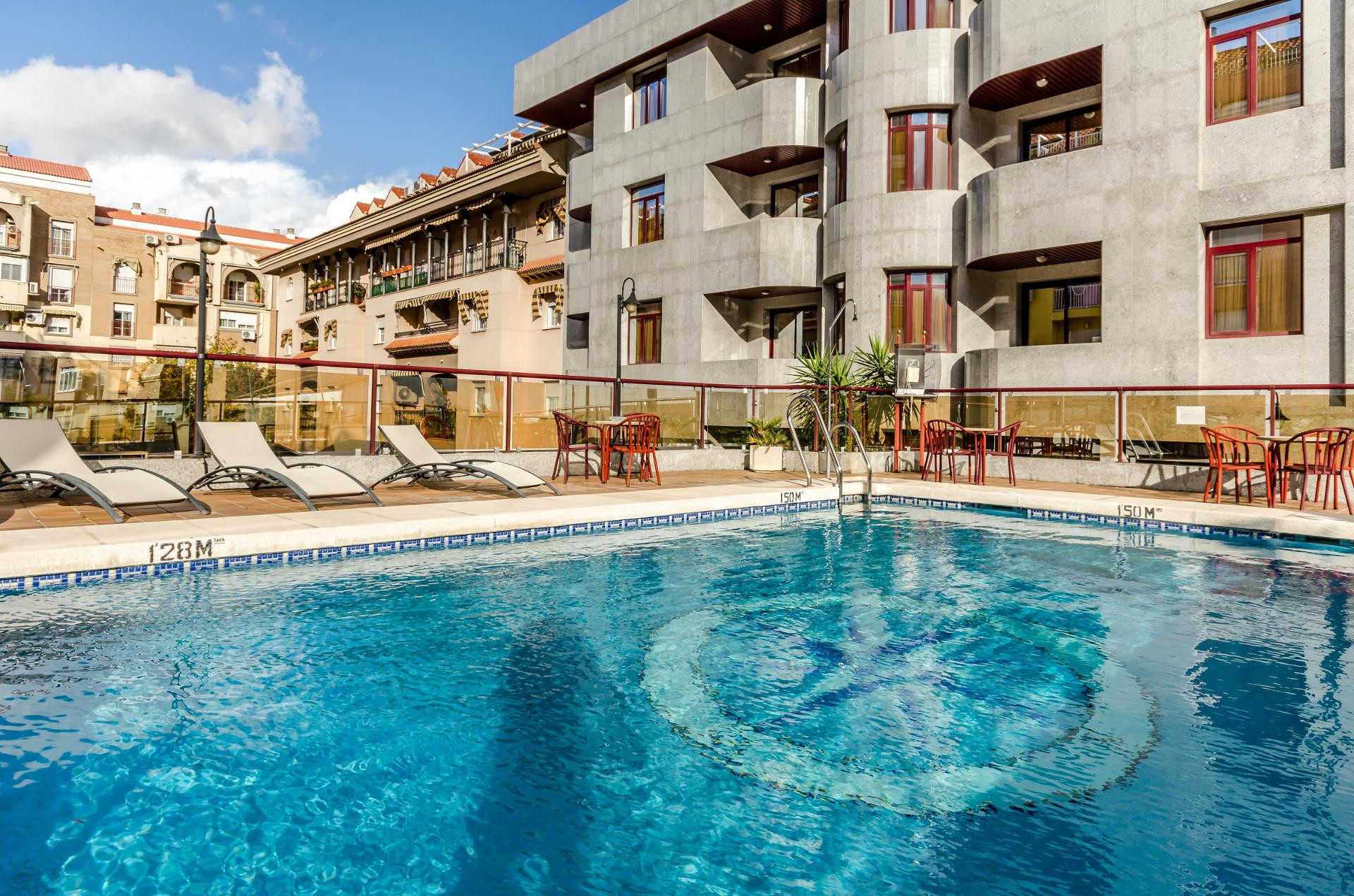 Vista Piscina Hotel Infanta Cristina