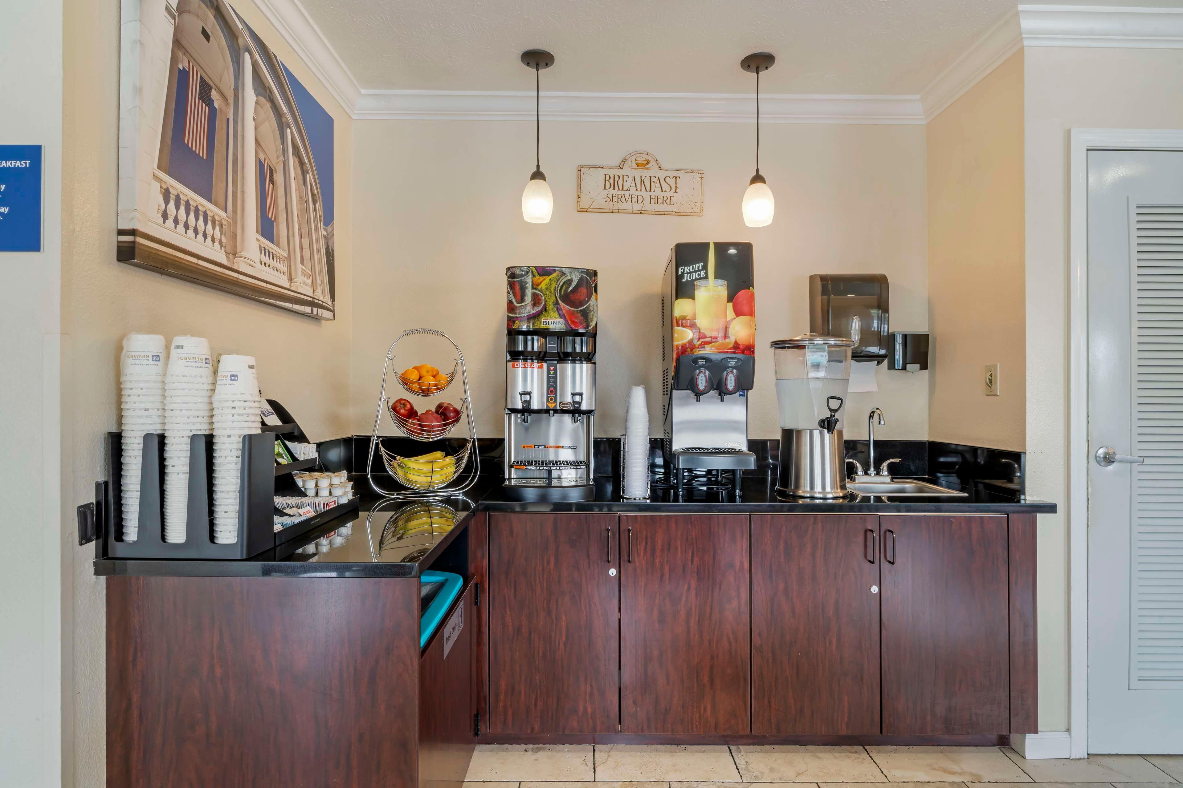 Restaurant Best Western Salinas Monterey Hotel
