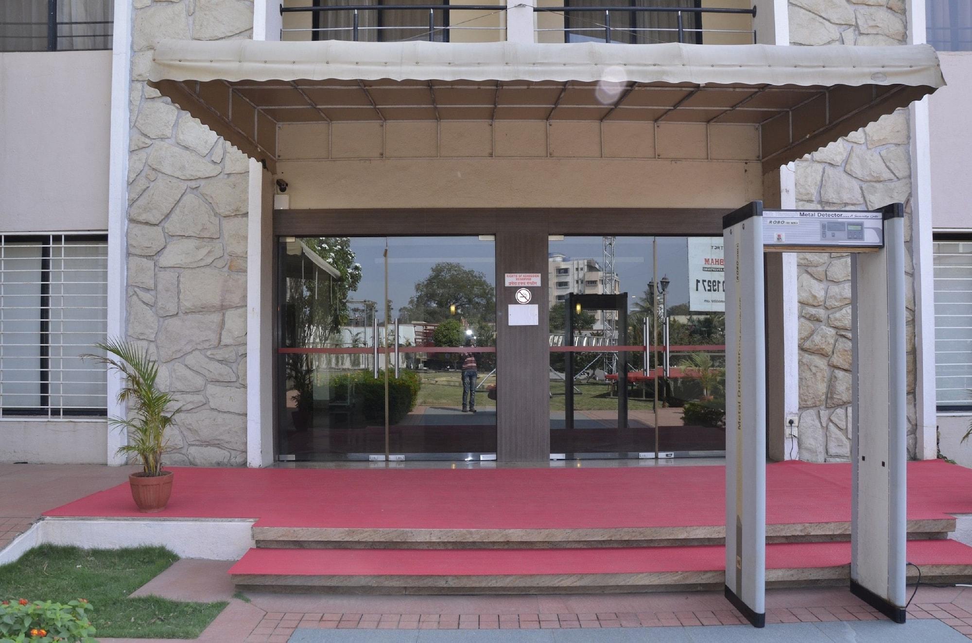 Vista Lobby Zip By Spree Hinjewadi