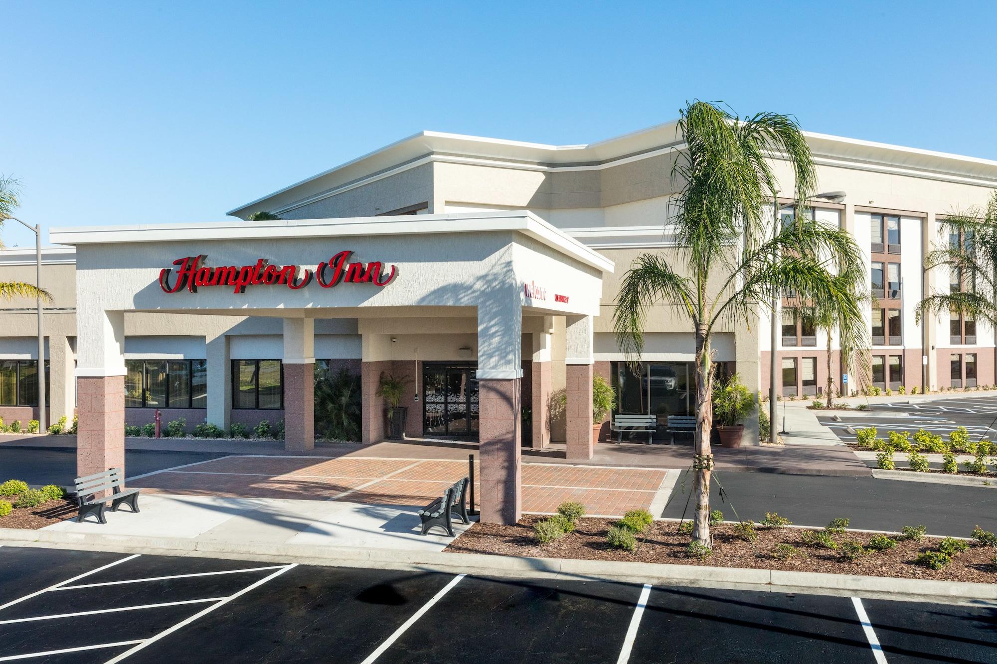 Vista Exterior Hampton Inn Daytona Speedway