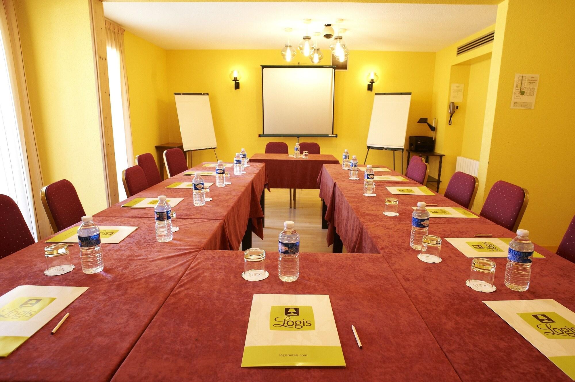Sala de Reuniones Hôtel de la Loire