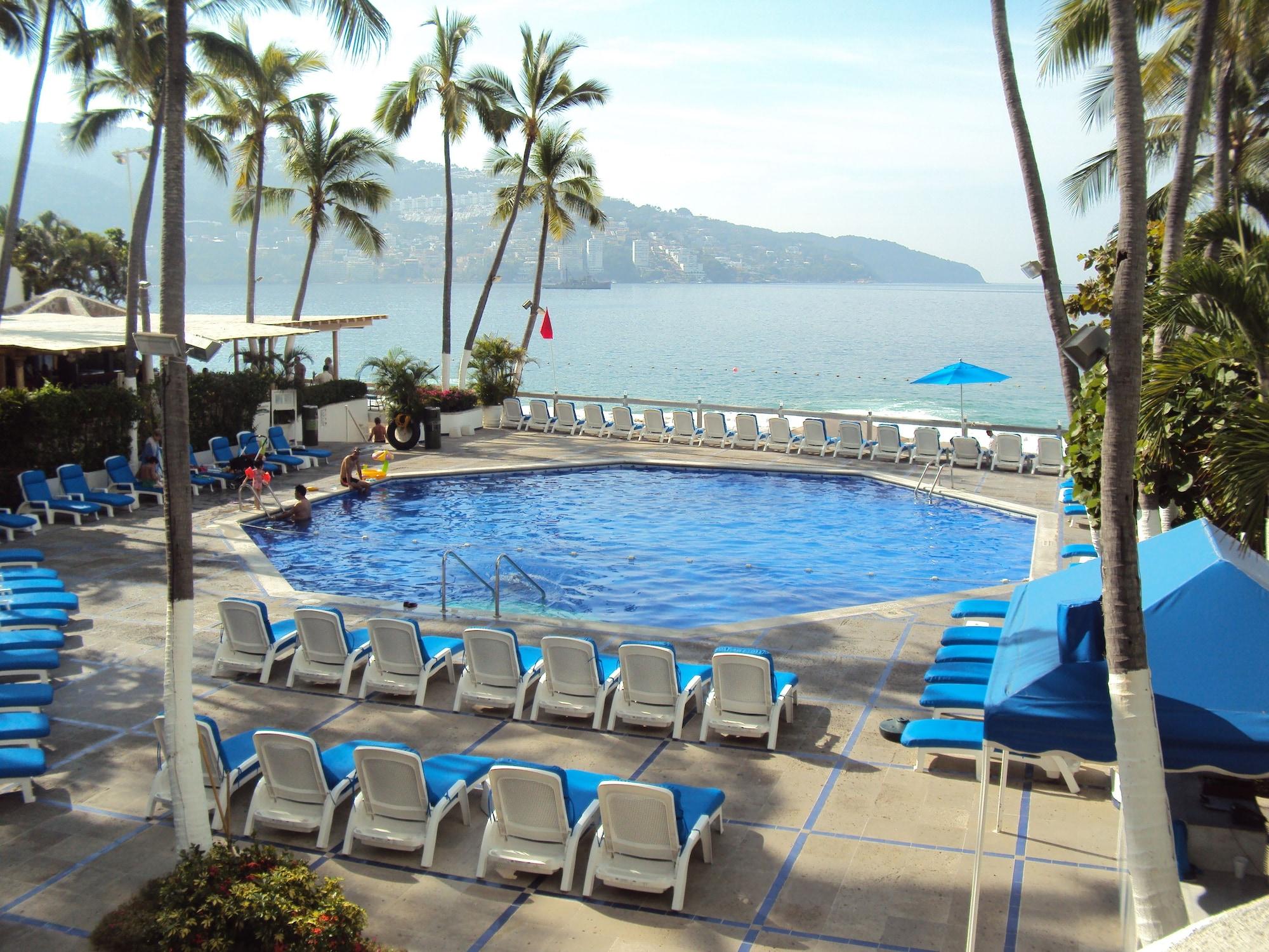 Vista Exterior Hotel Acapulco Malibu