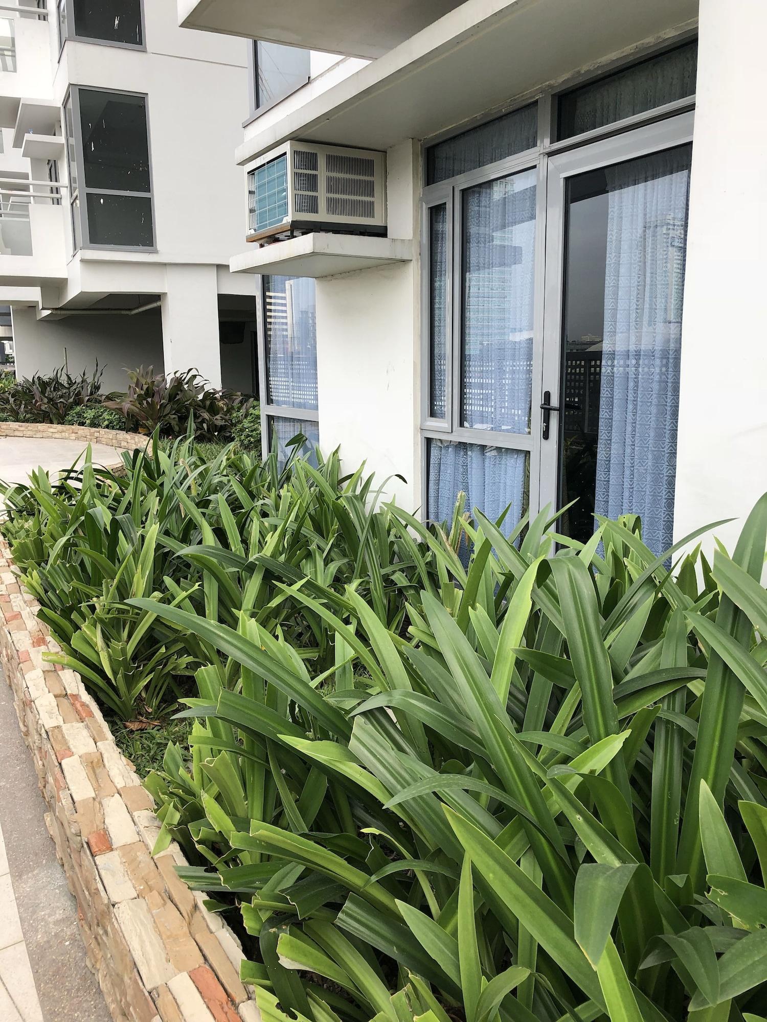 Vista Exterior Cubao ManhattanHeights Unit 4Q Tower D