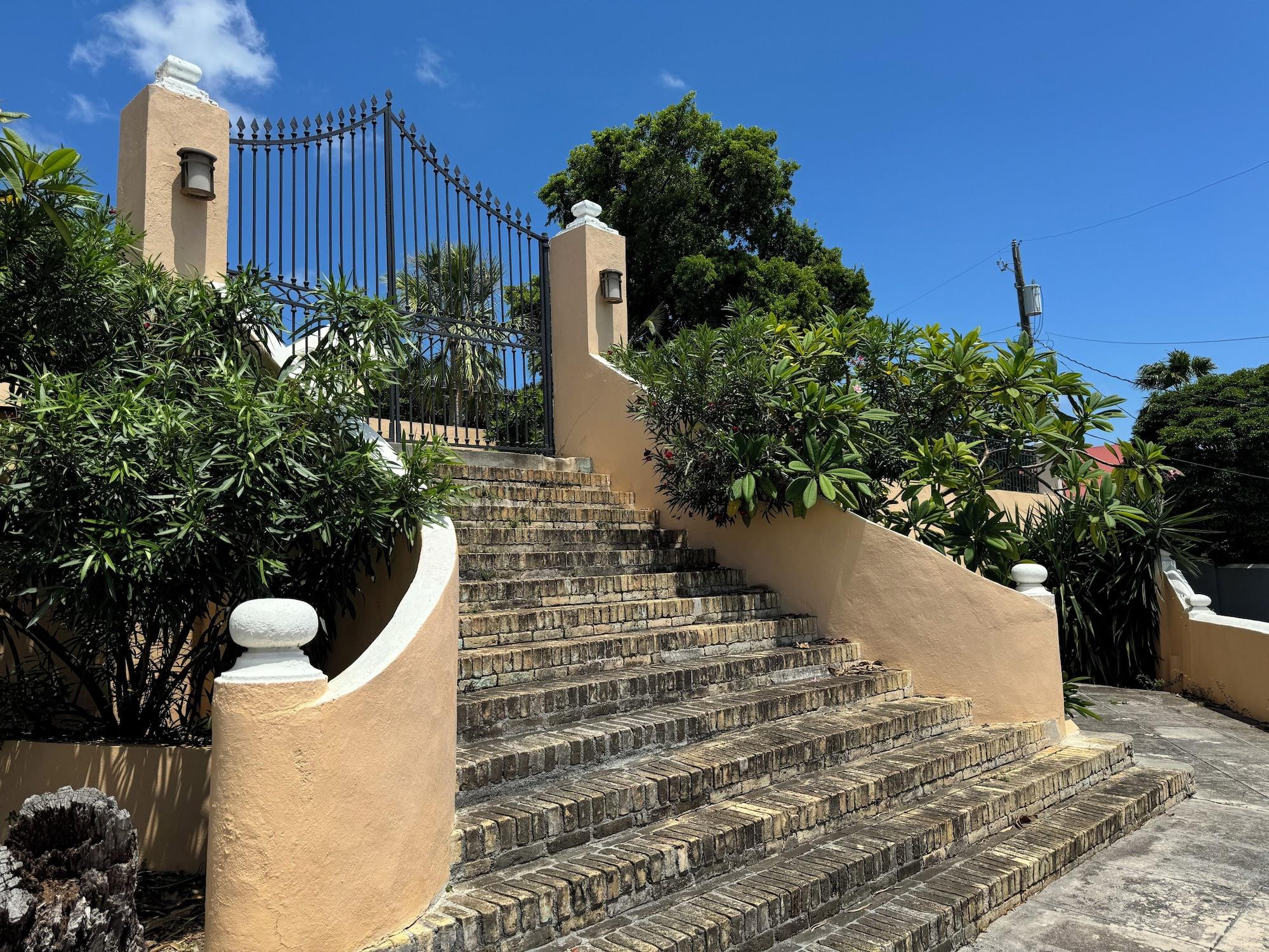 Vista Exterior Villa Santana