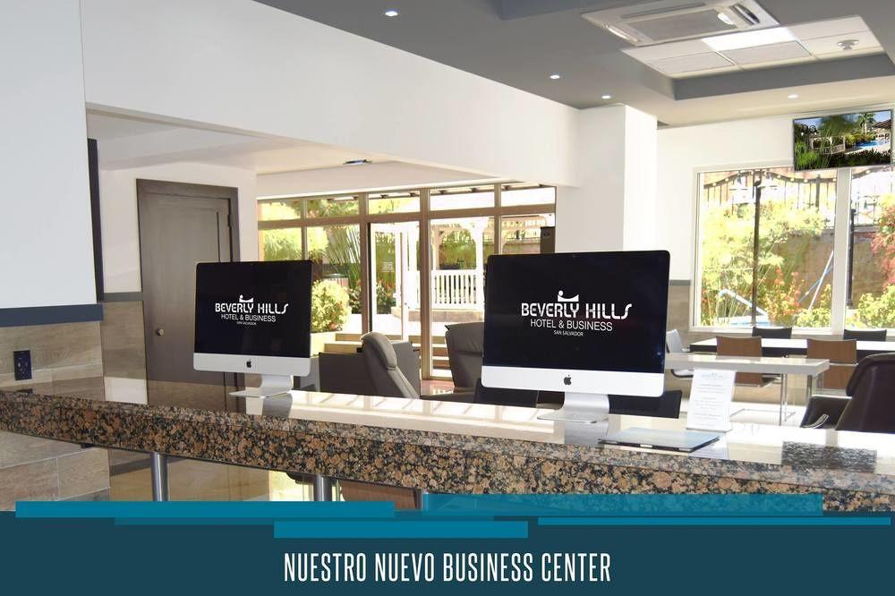 Business center Beverly Hills Hotel & Suites San Salvador