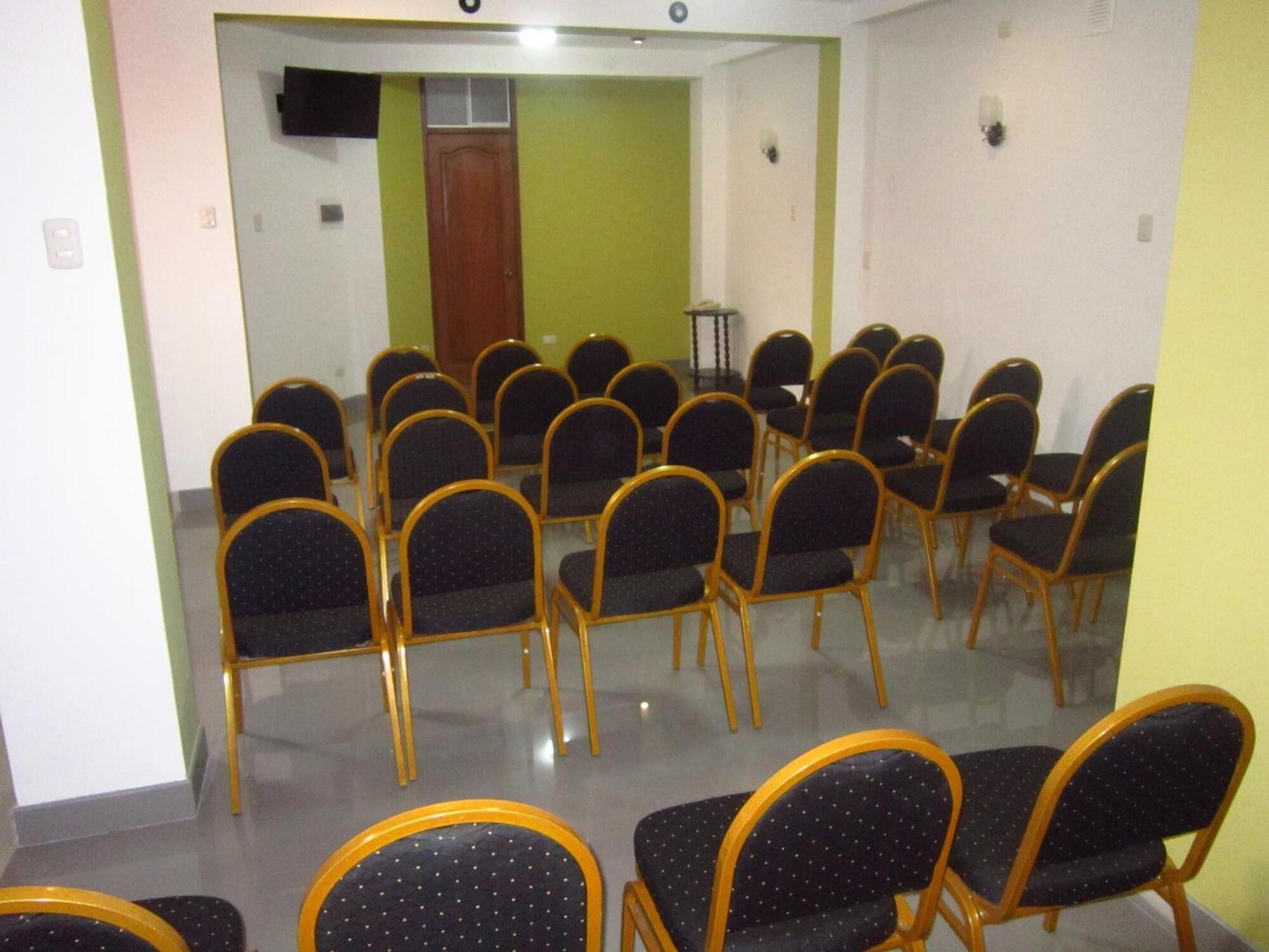 Sala de Reuniones Plaza Trujillo Hotel