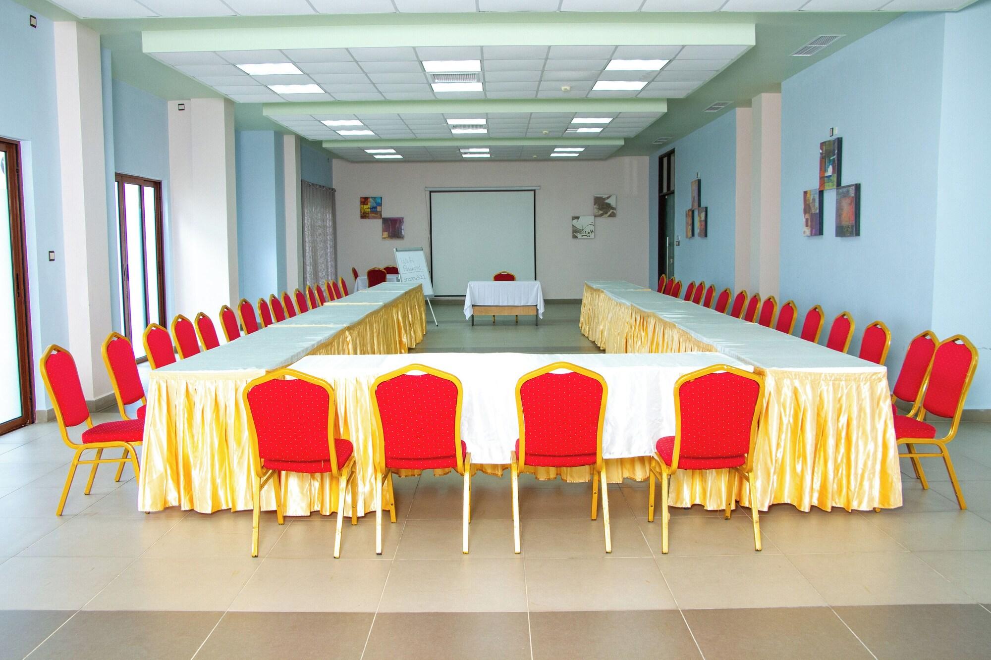 Sala de Reuniones Royal Shaza Suites