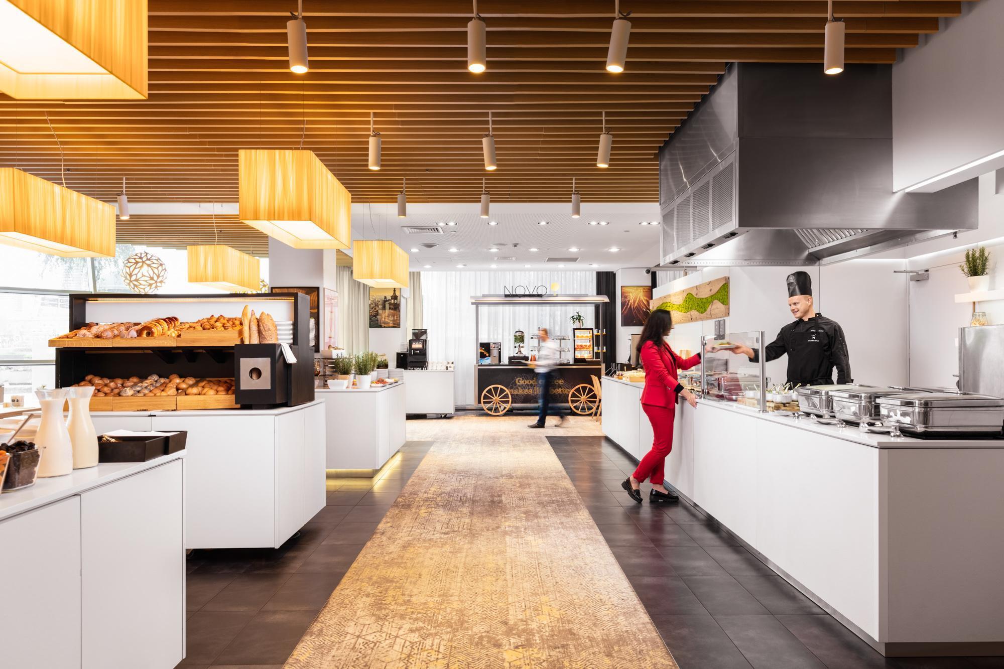Restaurant Novotel Warszawa Centrum