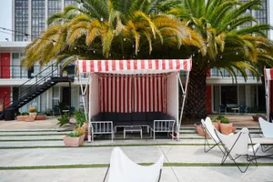 Alojamiento - The Phoenix Hotel