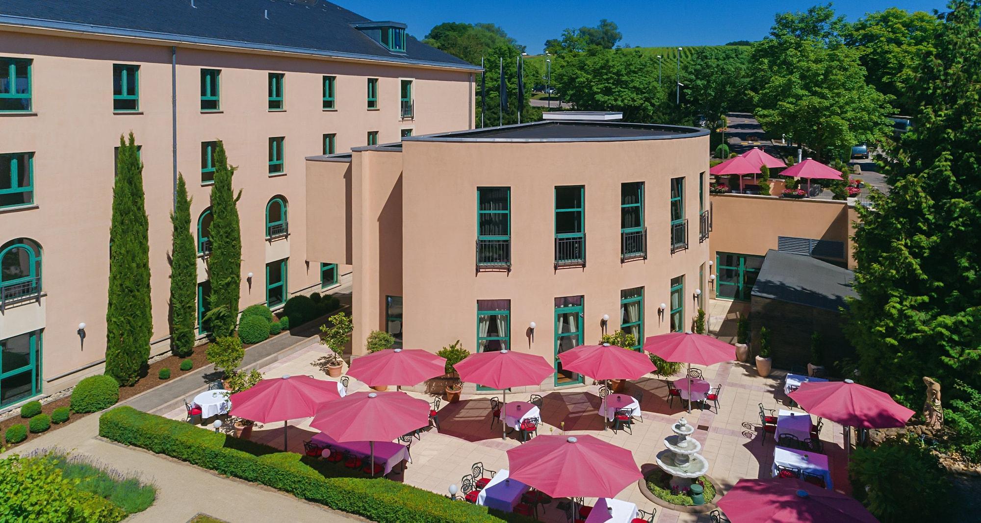 Vista Exterior Victor's Residenz-Hotel Schloss Berg