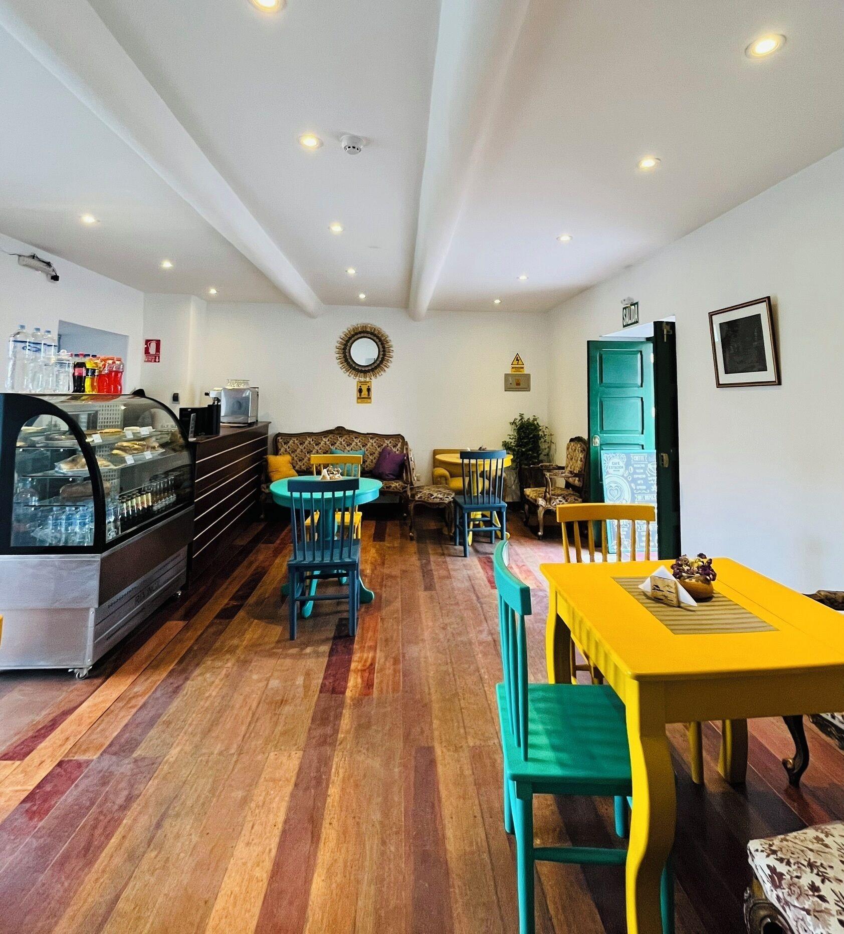 Restaurant Usgar San Pedro Boutique