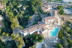 Alojamiento - Grand Hotel Villa Politi