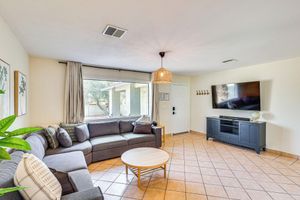 Alquiler Vacacional - Walk to Colorado River: Family Home w/ Yard!