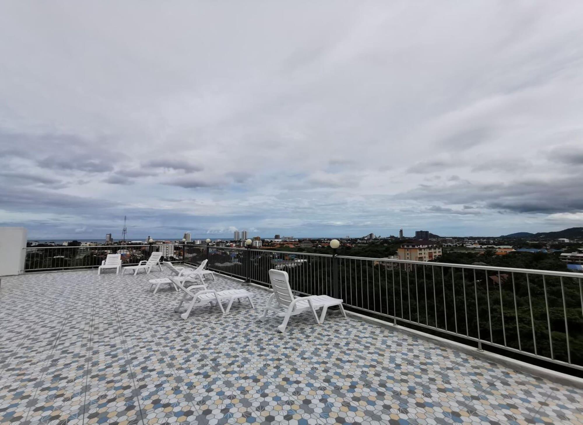 Vista Exterior The Base Hua Hin