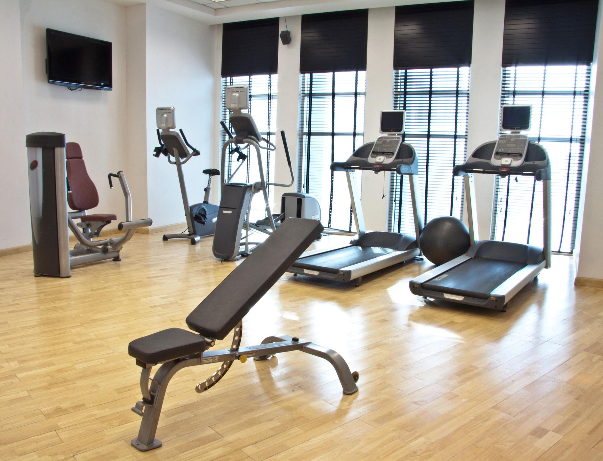 Gimnasio Ramee Rose Hotel