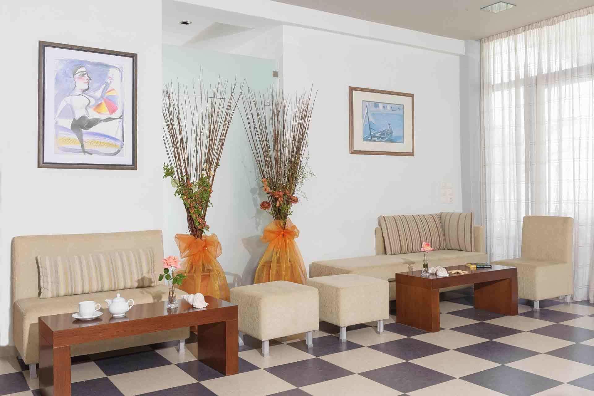 Vista Lobby Karras' Star Hotel