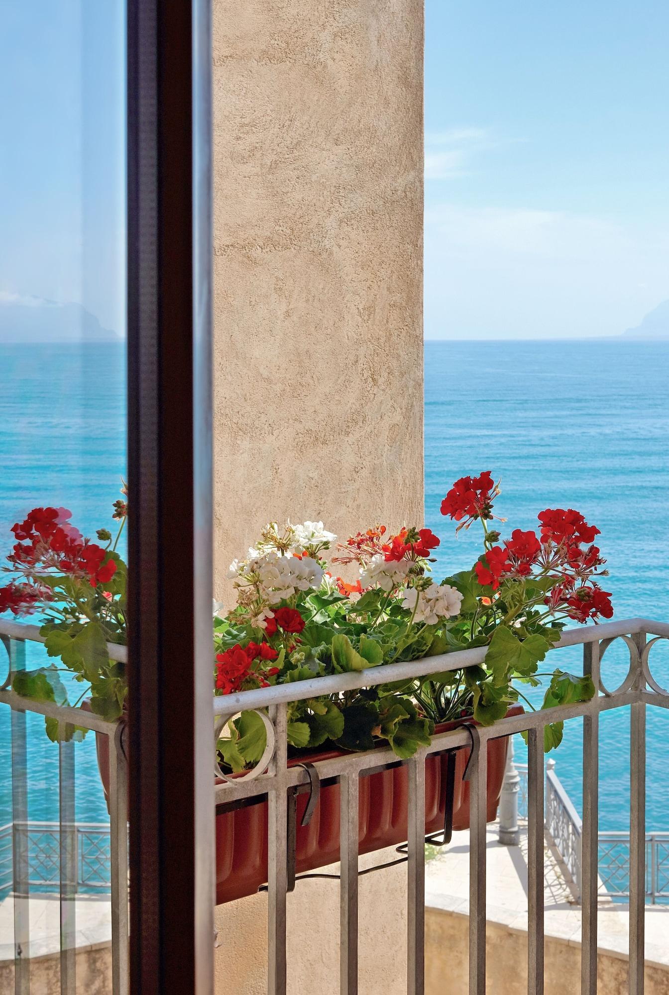 Vista Exterior Hotel Al Madarig