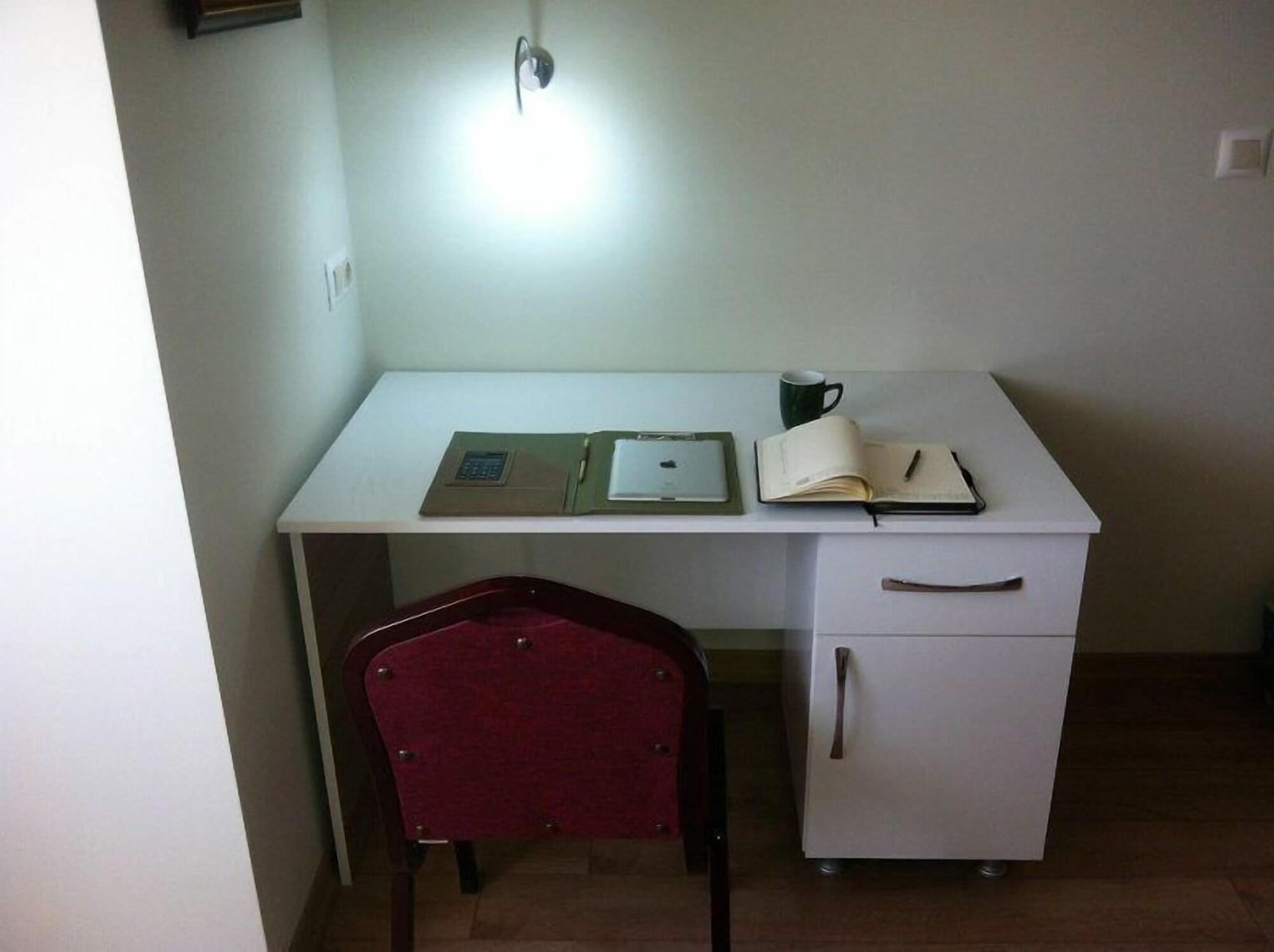 Set de Habitación Bayrambey Otel