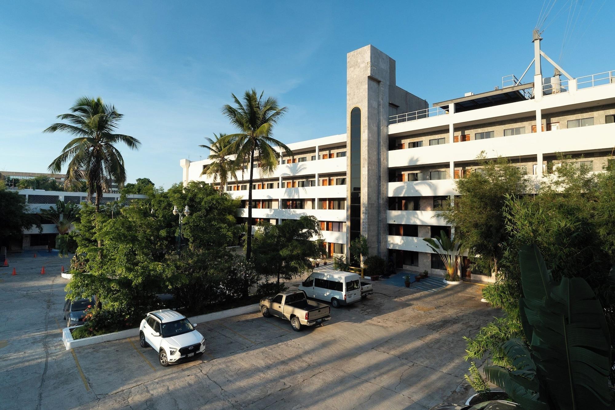 Vista Exterior Hotel San Antonio