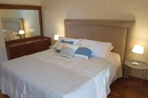 Alquiler Vacacional - Elegante y amplio dpto en la peatonal de Mza