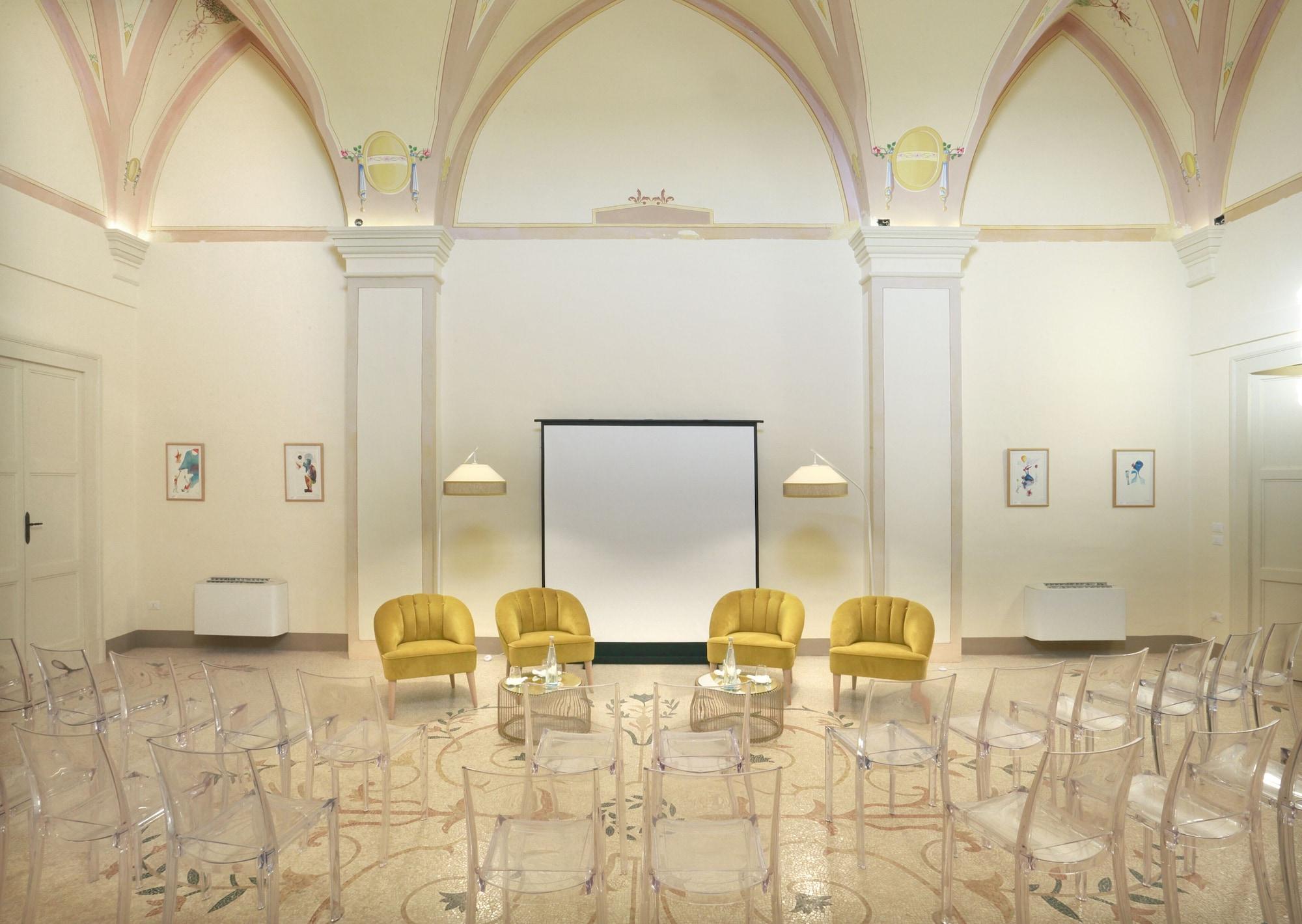 Sala de Reuniones Relais Monastero Santa Teresa
