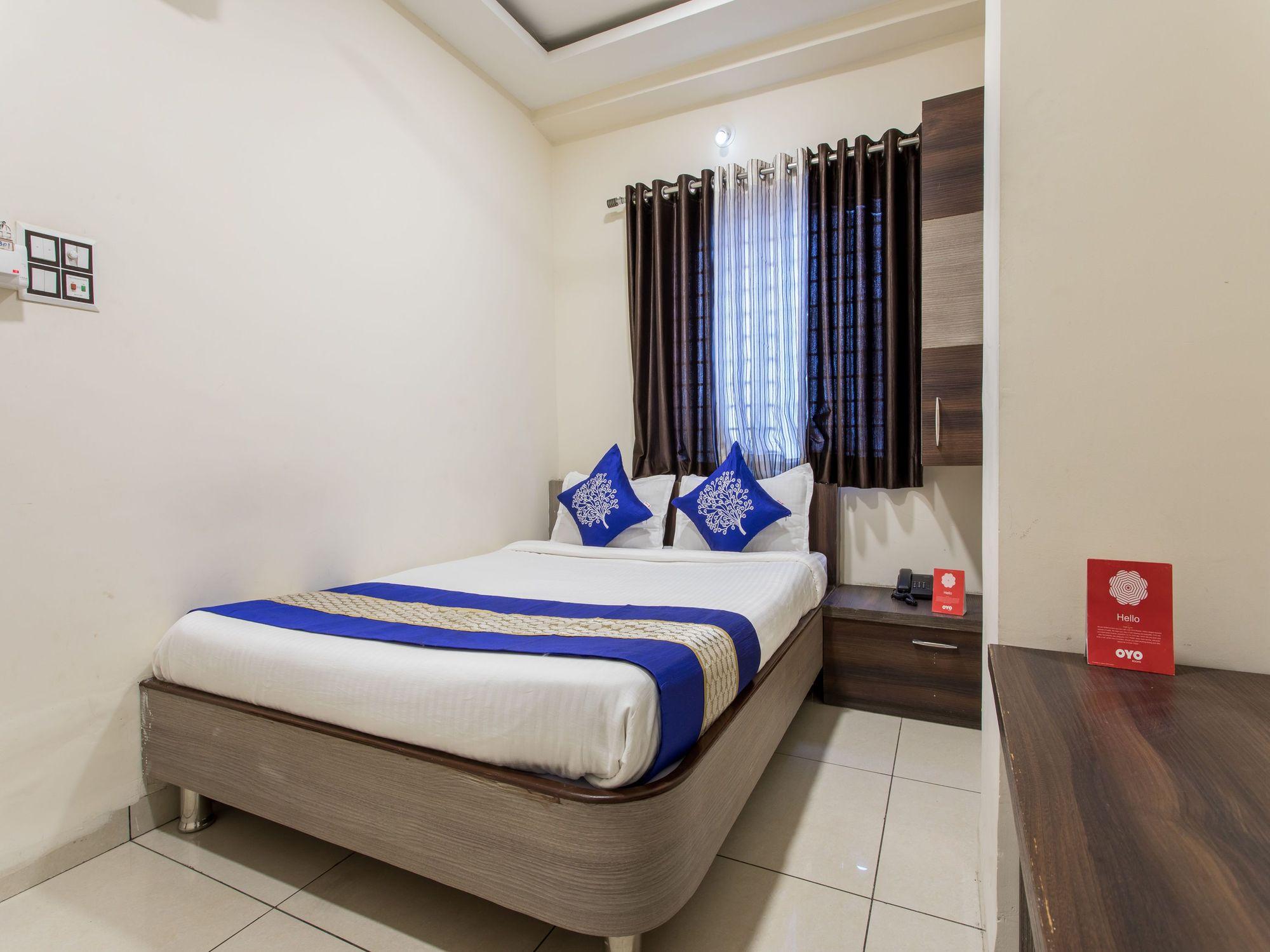 Habitación OYO 4042 Hotel Mehar Residency