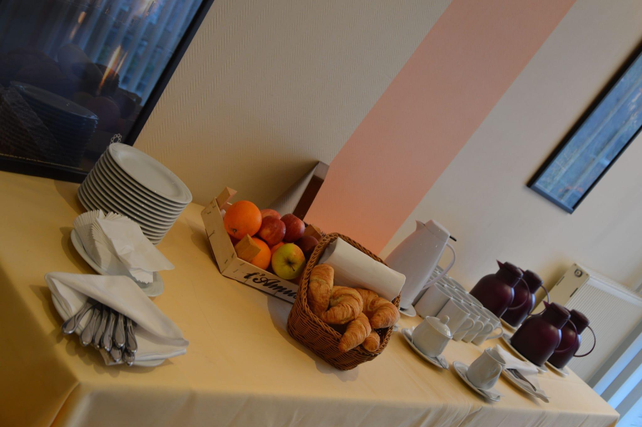 Bar/Salón Hotel Primula