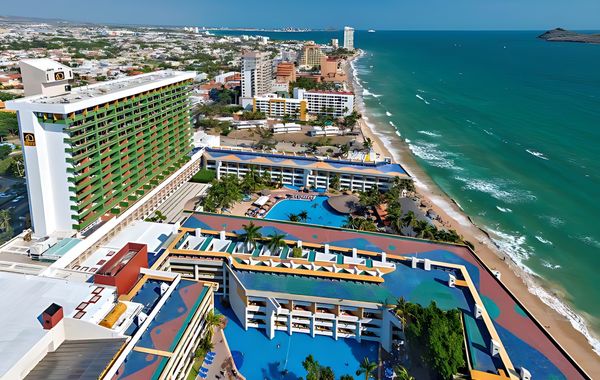 El Cid Castilla Beach Hotel - Hoteles frente a la playa en Mazatlán, Sinaloa