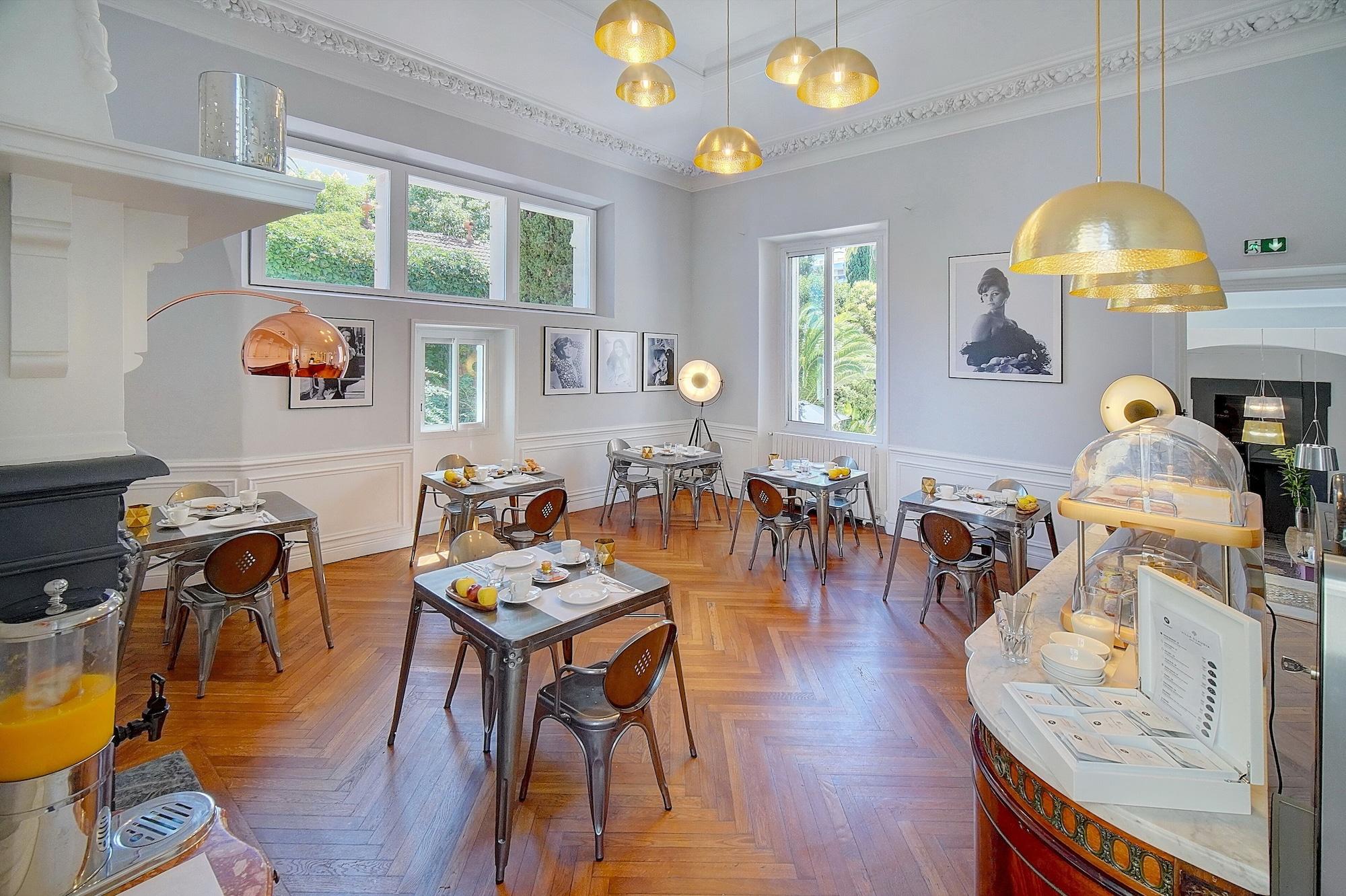 Restaurant Villa Claudia Hotel Cannes Centre - Parking