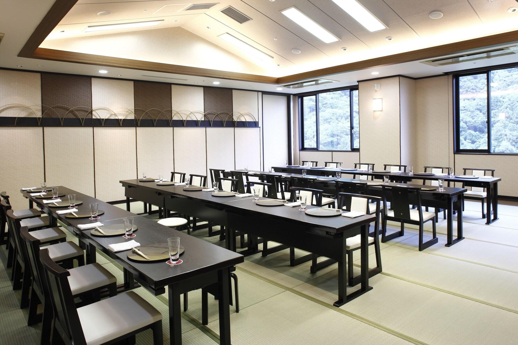 Centro de Negocios Hakone Hatsuhana