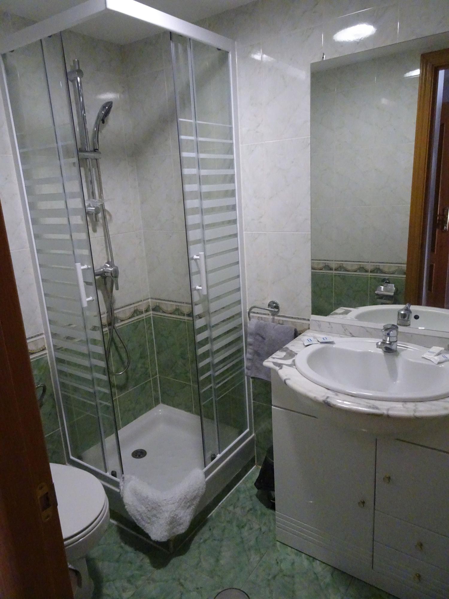 Equipamiento de Habitación Hostal Gonzalez